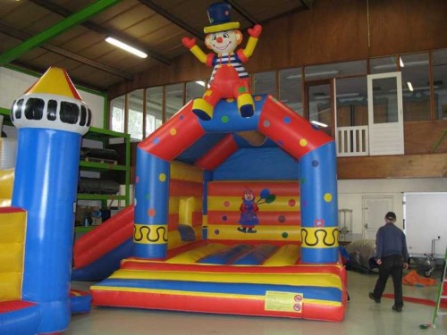 Springkussen Clown met glijbaan